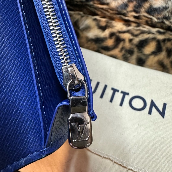 Taigarama Brazza Wallet in Navy Blue - Picture 6 of 7